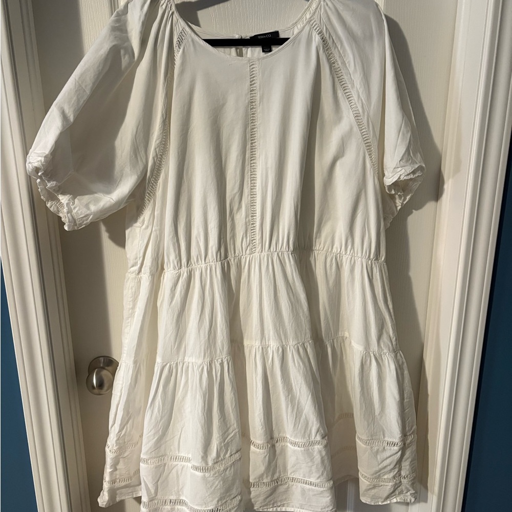 RW&CO. Ivory Puff Sleeve Dress